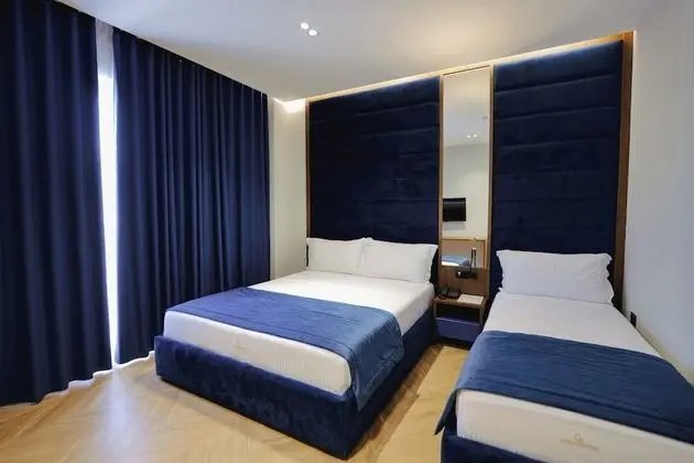 Üç Kişilik Oda, Birden Çok Yatak, Bahçe Manzaralı