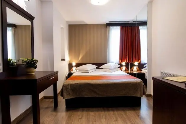 Economy Tek Büyük Yataklı Oda