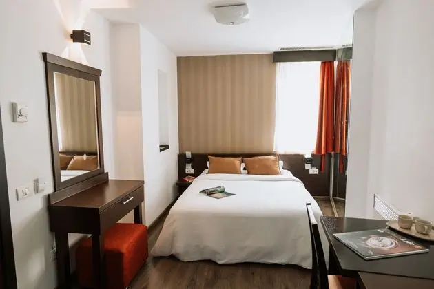 Economy Tek Büyük Yataklı Oda