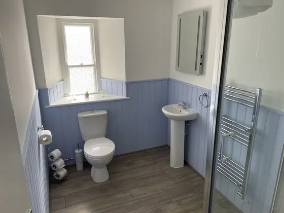 İki Ayrı Yataklı Oda, Özel Banyo
