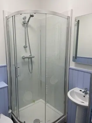 Tek Kişilik Oda, Banyolu/Duşlu