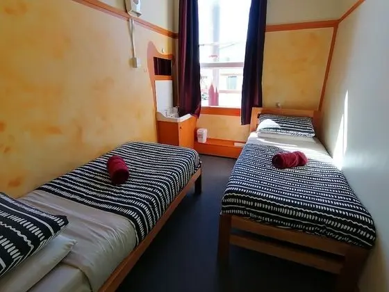 Basic İki Ayrı Yataklı Oda, 2 Tek Kişilik Yatak, Ortak Banyo