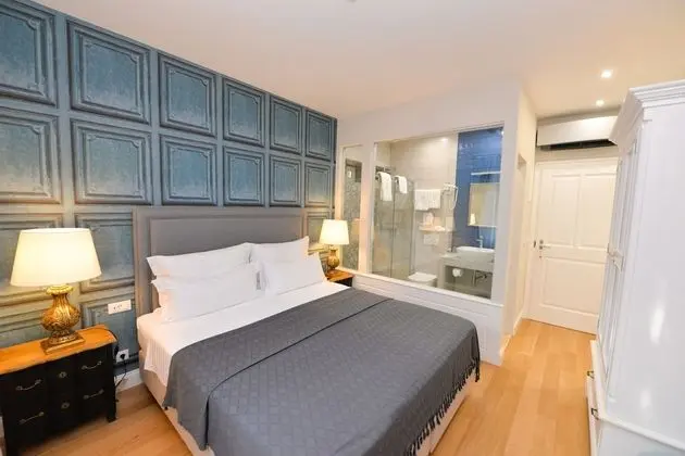 Tek Büyük Yataklı Oda