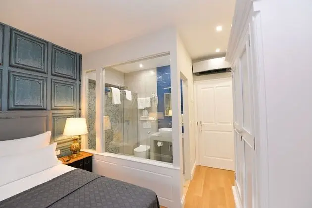 Tek Büyük Yataklı Oda