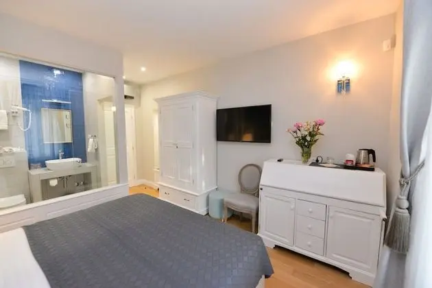 Tek Büyük Yataklı Oda