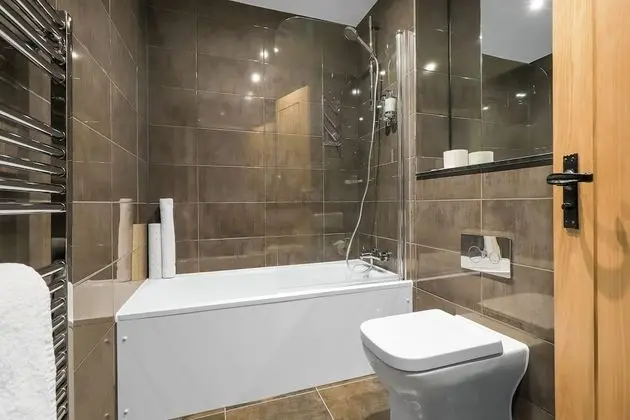 Standard Tek Büyük Yataklı Oda (Ground Floor)