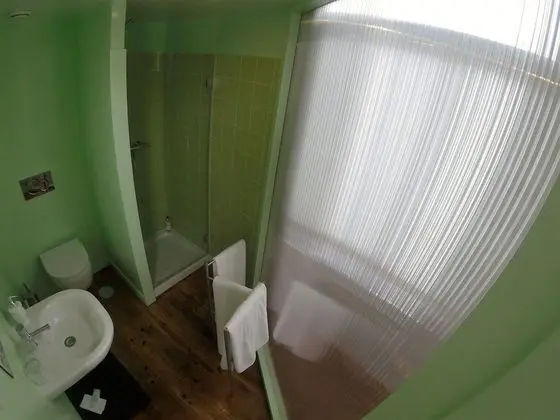 Superior Tek Büyük veya İki Ayrı Yataklı Oda, Teras, Bahçe Manzaralı