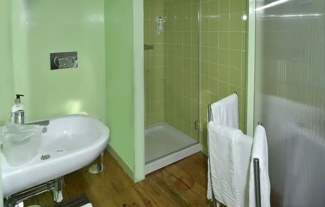 Superior Tek Büyük veya İki Ayrı Yataklı Oda, Teras, Bahçe Manzaralı