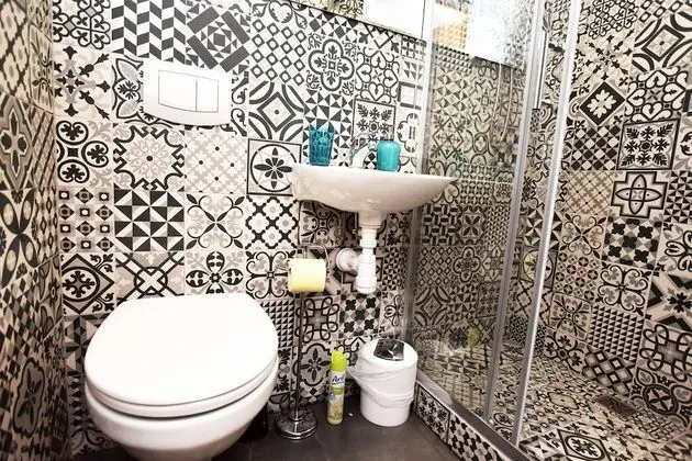 Family Oda, Ortak Banyo (RuP1)