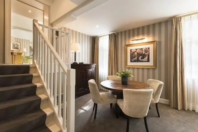 Süit, Balkon, Bahçe Manzaralı