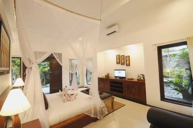 Signature Villa, 1 En Büyük (King) Boy Yatak, Teras, Havuz Manzaralı