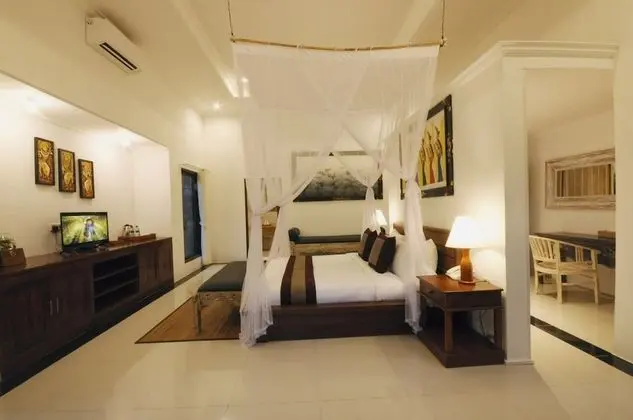 Signature Villa, 1 En Büyük (King) Boy Yatak, Teras, Havuz Manzaralı