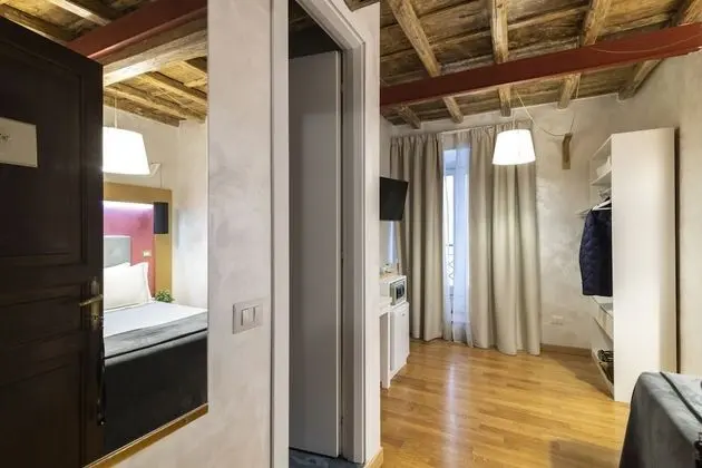 Classic Tek Büyük Yataklı Oda