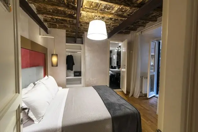 Classic Tek Büyük Yataklı Oda