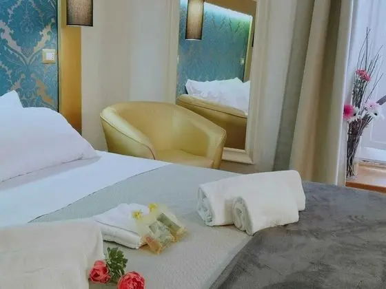 Classic Tek Büyük Yataklı Oda