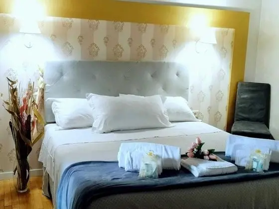 Classic Tek Büyük Yataklı Oda