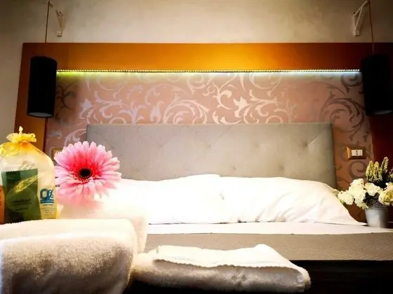 Classic Tek Büyük Yataklı Oda