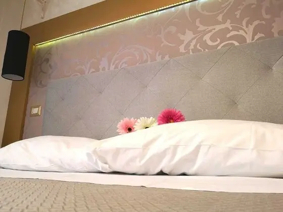 Classic Tek Büyük Yataklı Oda