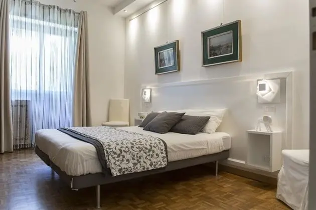 Tek Büyük Yataklı Oda, 1 Büyük (Queen) Boy Yatak, Özel Banyo, Avlu Manzaralı (External)