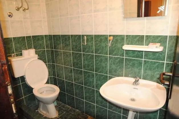 Üç Kişilik Oda, Balkon
