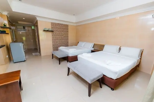 Executive Family Room