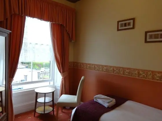 Tek Kişilik Oda, Özel Banyo (Room5)
