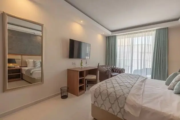 Deluxe Tek Büyük veya İki Ayrı Yataklı Oda