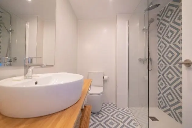 Basic Tek Büyük Yataklı Oda, Balkon, Şehir Manzaralı