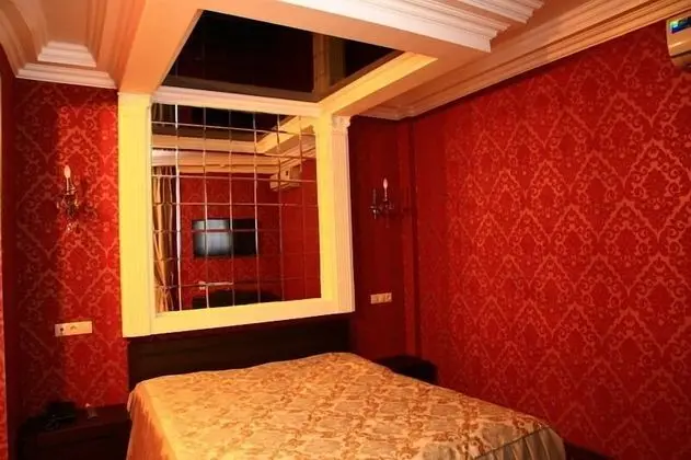 Comfort Tek Büyük Yataklı Oda