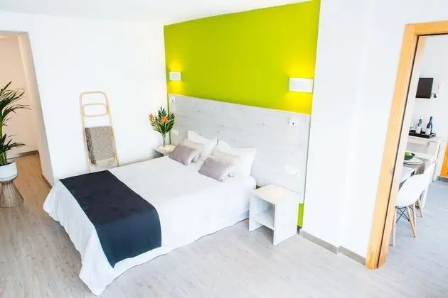 Apart Daire, Havuz Manzaralı (2 Adults and 1 Child)
