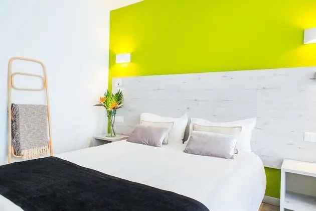 Apart Daire, Havuz Manzaralı (2 Adults and 1 Child)