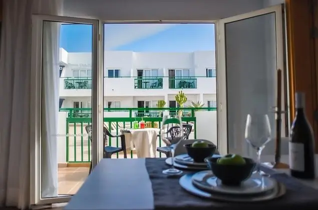 Apart Daire, Havuz Manzaralı (2 Adults and 1 Child)