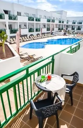 Apart Daire, Havuz Manzaralı (2 Adults and 1 Child)