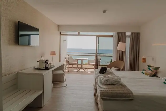 Premium Tek Büyük Yataklı Oda, Deniz Manzaralı (2 pax)