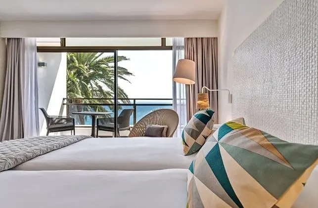 Premium Tek Büyük Yataklı Oda, Deniz Manzaralı (2 pax)