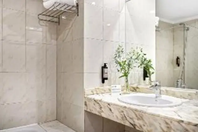 DOUBLE SINGLE USE