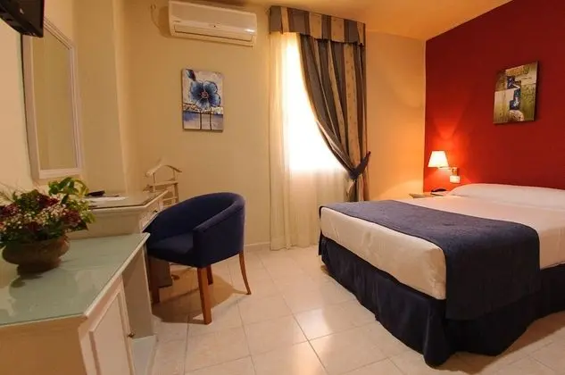 Standard Üç Kişilik Oda (2 adults + 1 child)