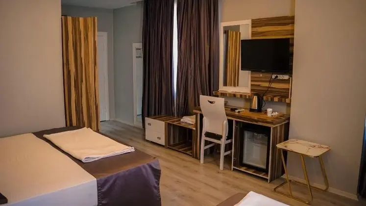https://images.odamax.com/img/1024x768/odamax/image/upload/Dunays_r_Otel_202511052121467_d415946a_2da0_4123_8f3c_e33e38c77f2c.JPG