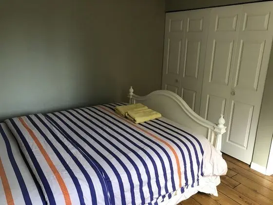 Basic Tek Büyük Yataklı Oda, 1 Büyük (Queen) Boy Yatak