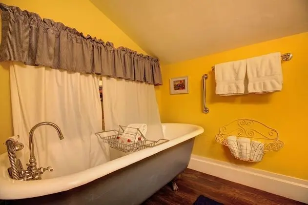 Oda, Özel Banyo (#32 Blue Oak)