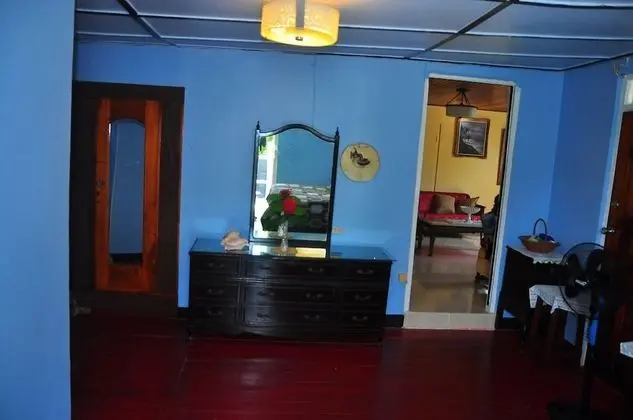 Junior Süit, Balkon, Havuz Manzaralı