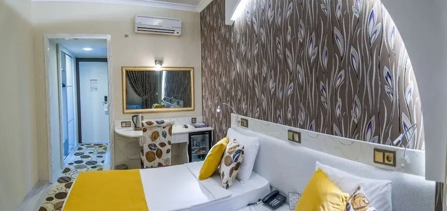 Deluxe Tek Büyük veya İki Ayrı Yataklı Oda
