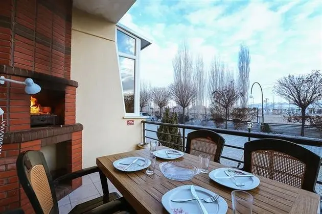 Aile Suiti, Sehir Manzaralı