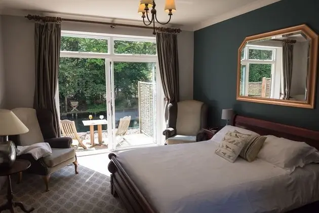 Signature Tek Büyük Yataklı Oda, Nehir Manzaralı