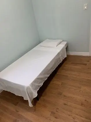 Basic Üç Kişilik Oda