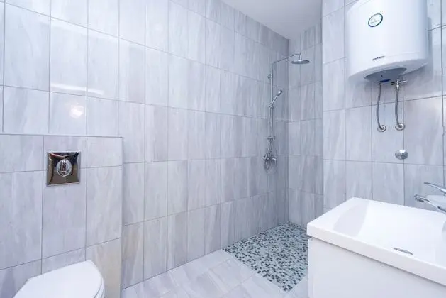 Villa (Four Bedroom Villa with Swimming Pool)