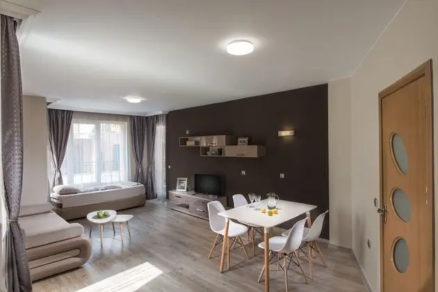 Apart Daire, 1 Yatak Odası, Park Manzaralı