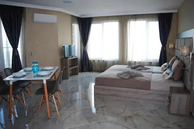 Stüdyo, Deniz Manzaralı