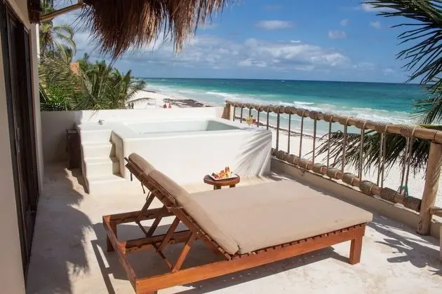 Sunrise Master Suite