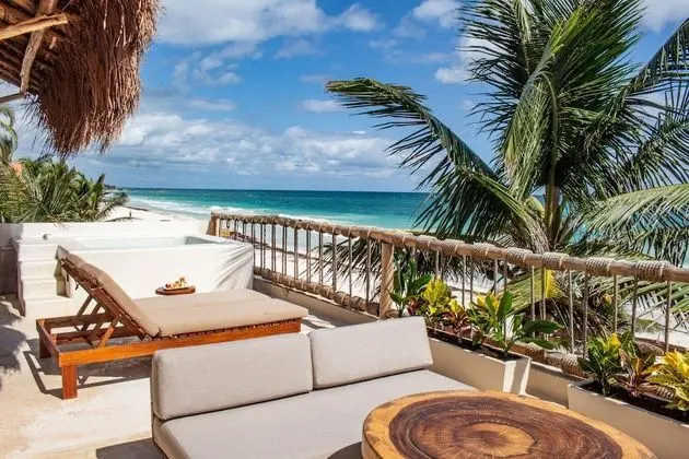 Sunrise Master Suite